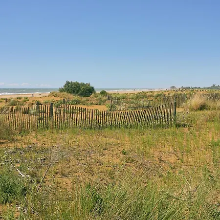 Villa With Beach Place Close To The Sea *